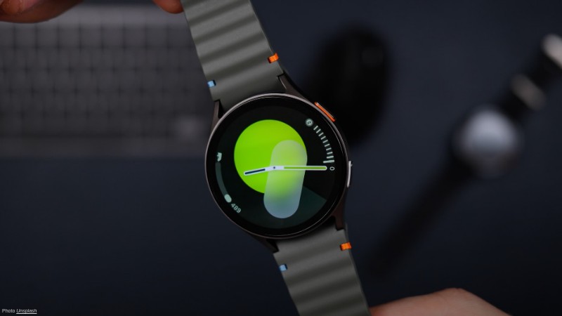 w fit, tags: smartwatches health tools, - unsplash